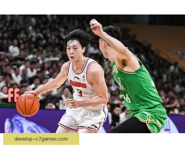 CBA焦点战辽宁力克广东重返榜首引爆季后赛悬念决战夜引热议潮 CBA焦点战辽宁力克广东重返榜首引爆季后赛悬念决战夜引热议潮