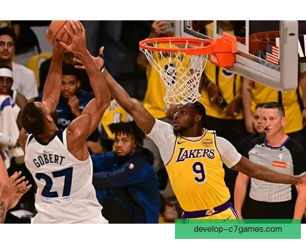 湖人核心球员复出在即球队战绩能否迎来逆转新契机