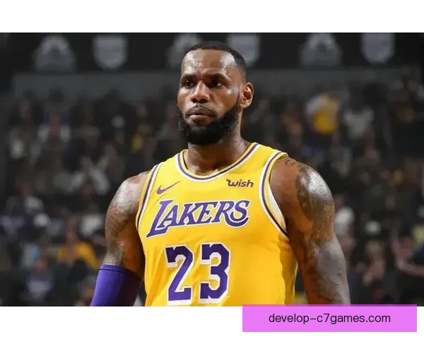 詹姆斯关键时刻发力湖人逆转勇士取得连胜