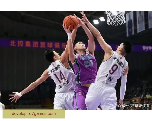 广东超级联赛最新积分榜：排名变化与球队表现分析