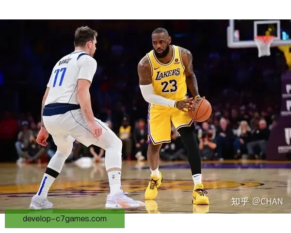 湖人新赛季阵容曝光詹姆斯能否带队重返总决赛焦点分析