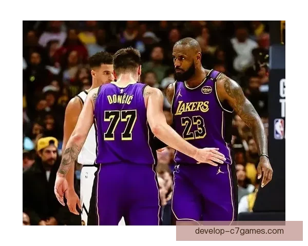 湖人连胜势头强劲 詹姆斯带队冲击季后赛排名